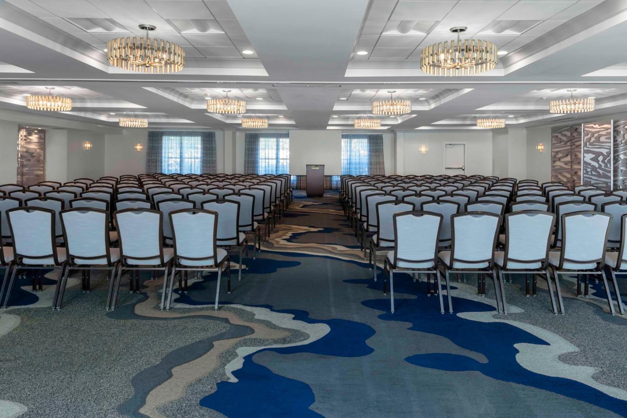 Hilton Garden Inn Freeport Downtown Екстер'єр фото