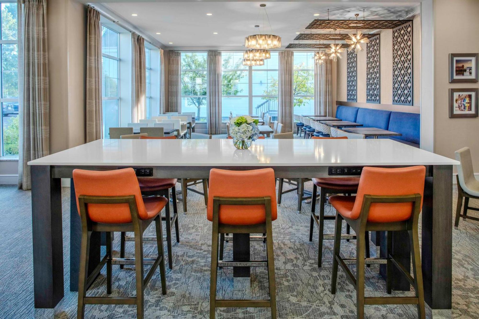 Hilton Garden Inn Freeport Downtown Екстер'єр фото